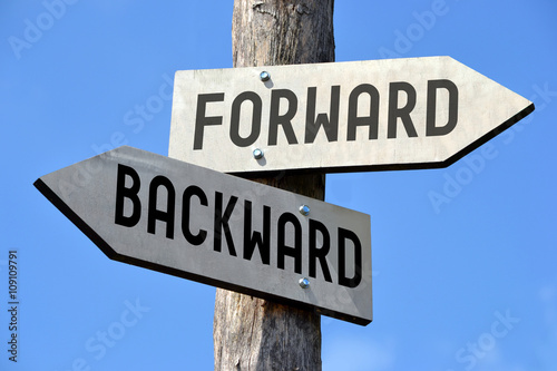 Forward and backward signpost