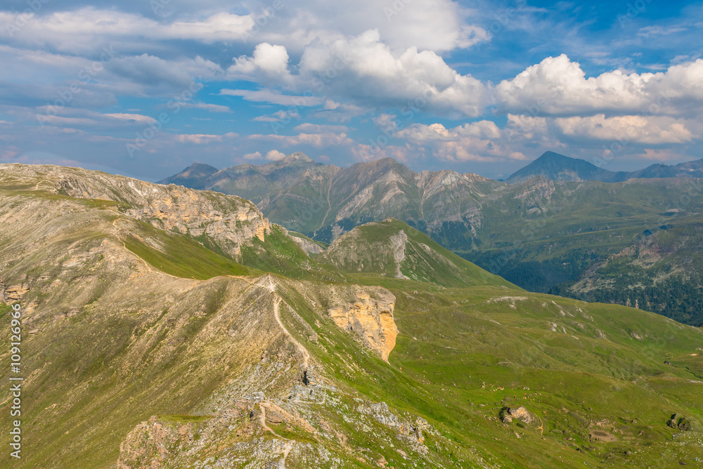 Naklejka premium Hohe Tauern Großglockner-Hochalpenstraße
