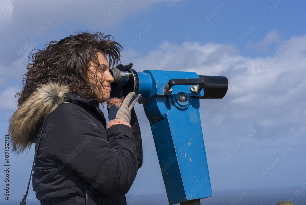Girl and telescope.
