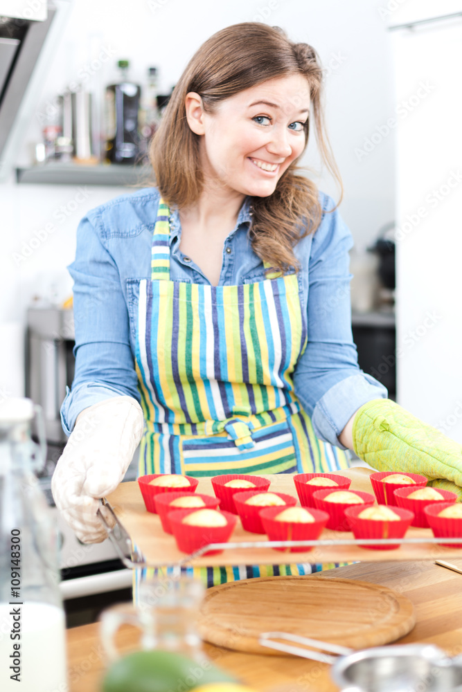 Frau in der Küche Frau in der Küche
