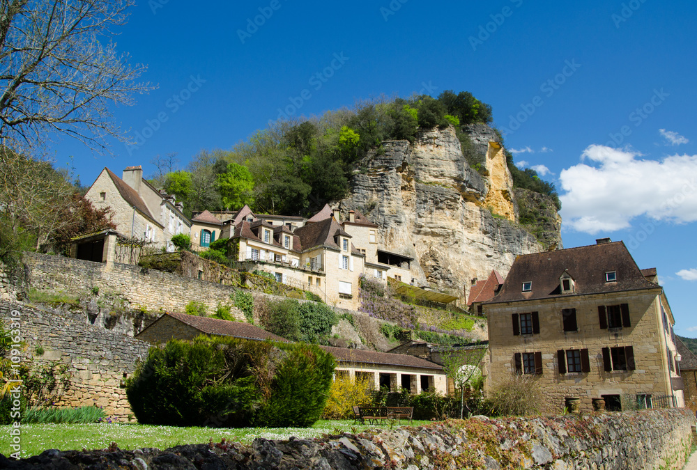 la Roque-Gageac plus beau village de France