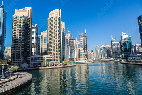 Dubai Marina © Sergii Figurnyi