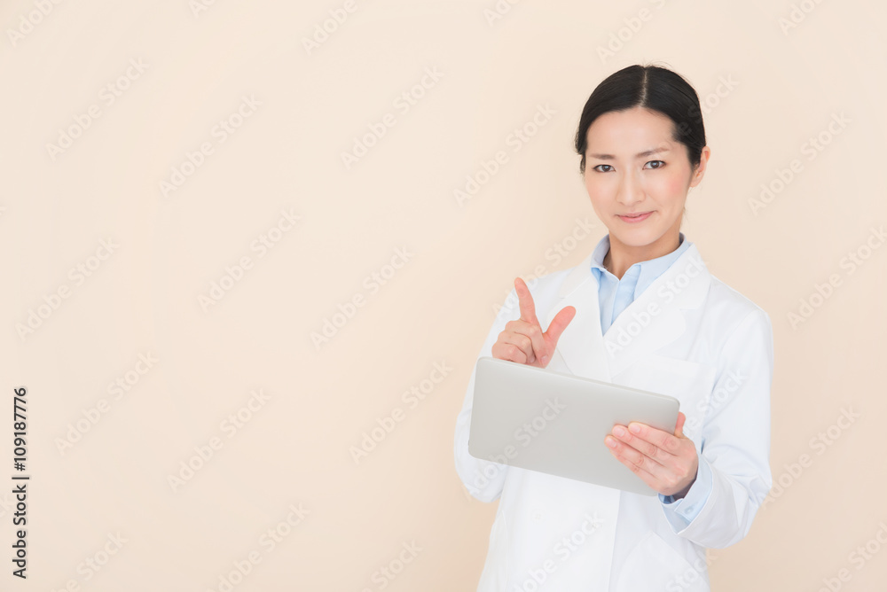 女性の医師 女性の医師