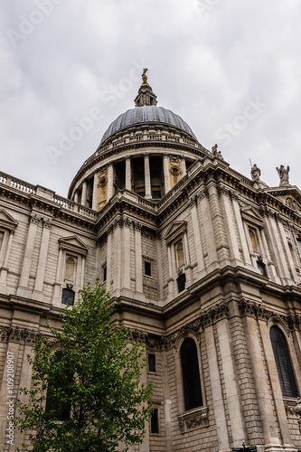 St. Paul Cathedral in London (1711). UK.