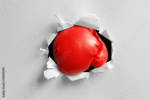 Obraz na plátně Boxing glove knockout punch