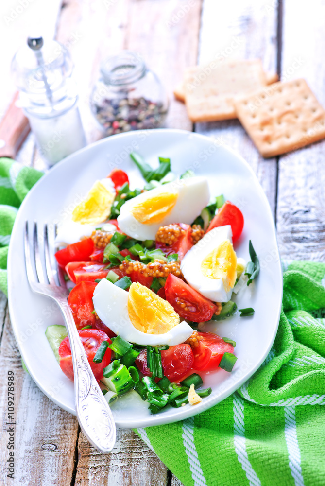 salad with egg