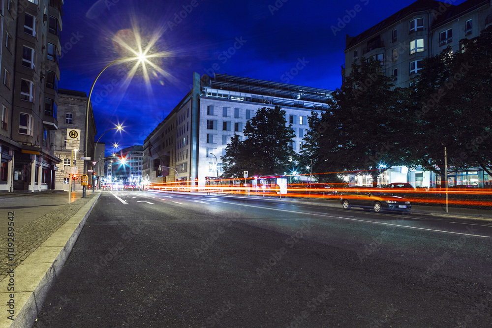 Fototapeta premium city night street