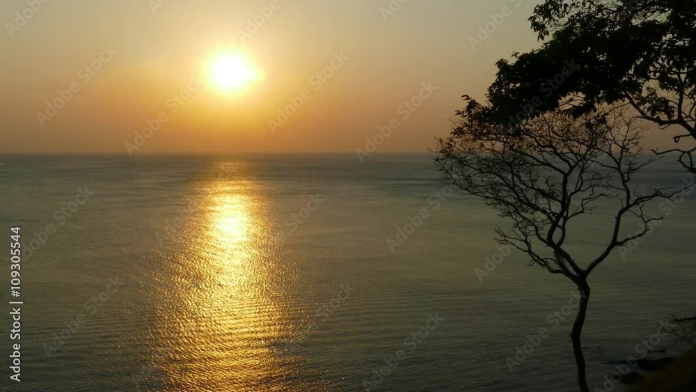 beauty landscape with sunset over sea, 4k
beauty landscape with sunset over sea, 4k