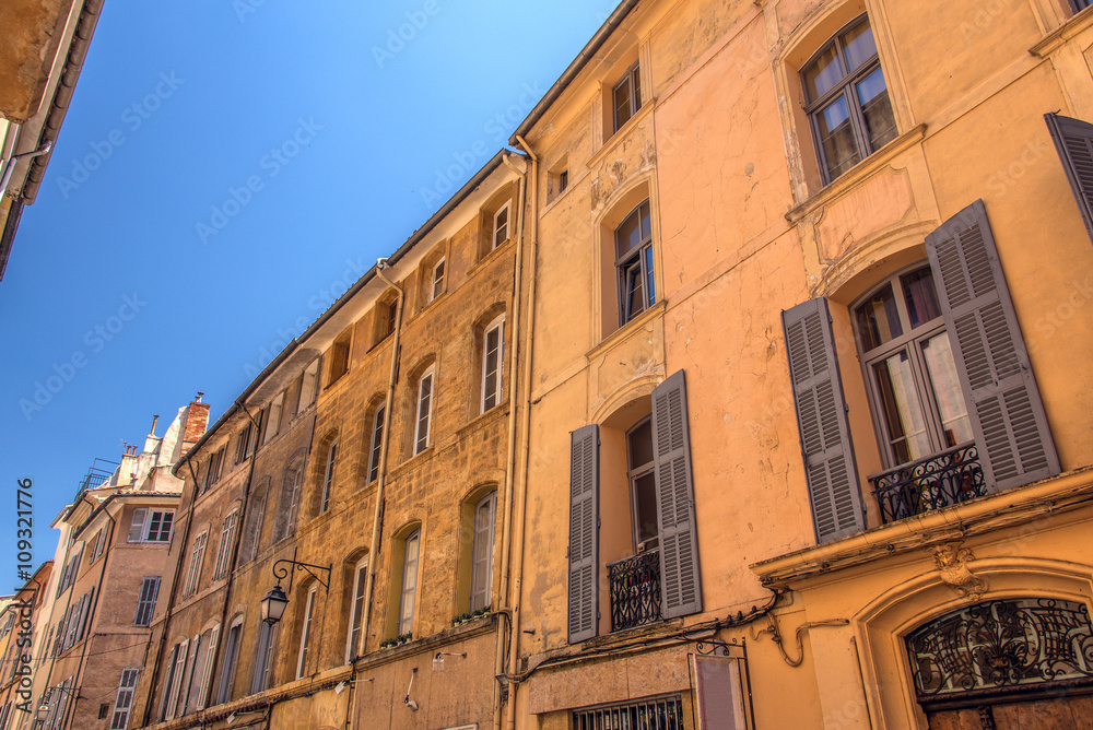 Façades d'Aix en Provence