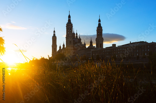 Canvastavla Basilica of Our Lady of the Pillar in  morning. Zaragoza
