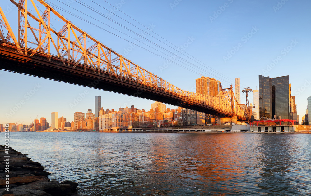 Queensboro bridge - Uptown, New York City