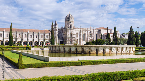 Jeronimos Monastery in Lisbon Jeronimos - the most grandiose mon