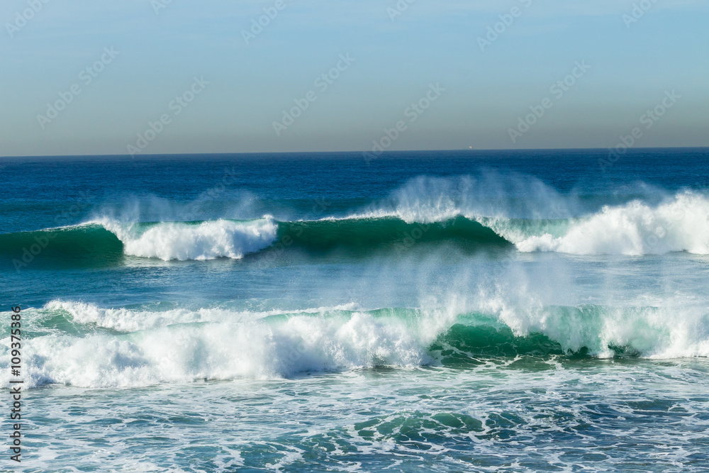 Waves blue ocean horizon
