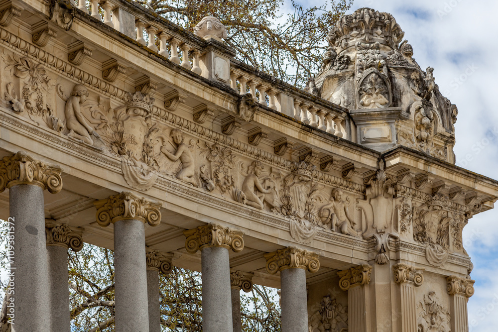 Parque del retiro, monumento Alfonso XII, Madrid Parque del retiro, monumento Alfonso XII, Madrid