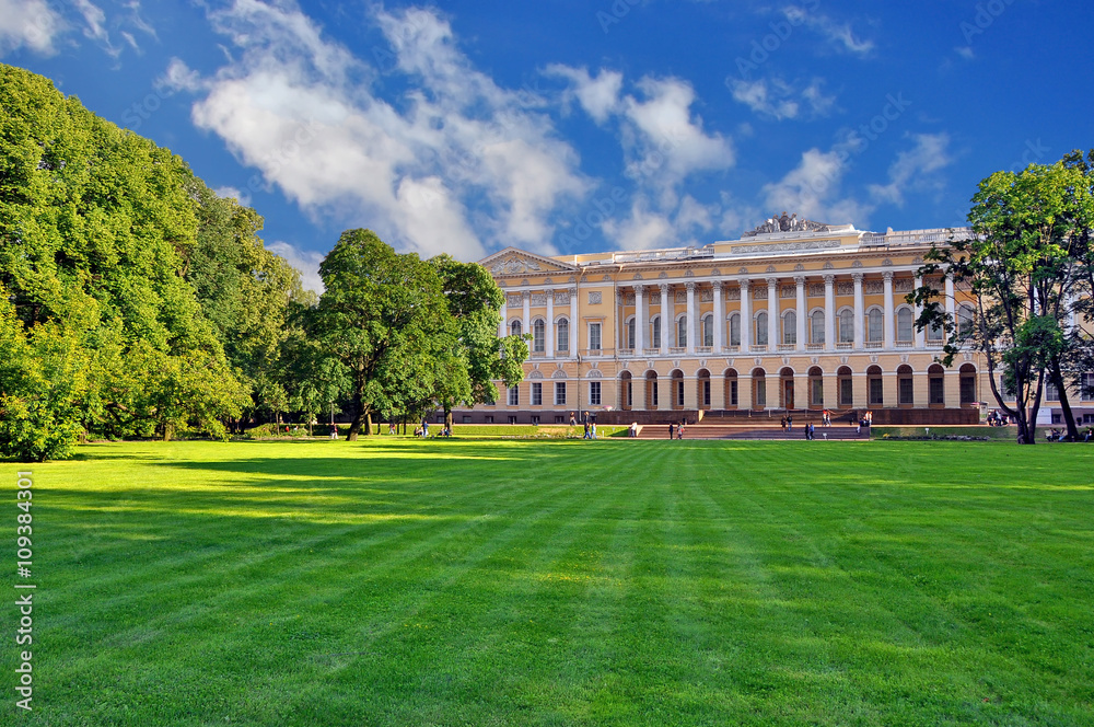 Mikhailovsky garden is one of the most famous parks in St Petersburg. Located in the heart of the city.