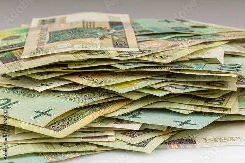 polish banknotes 100 pln