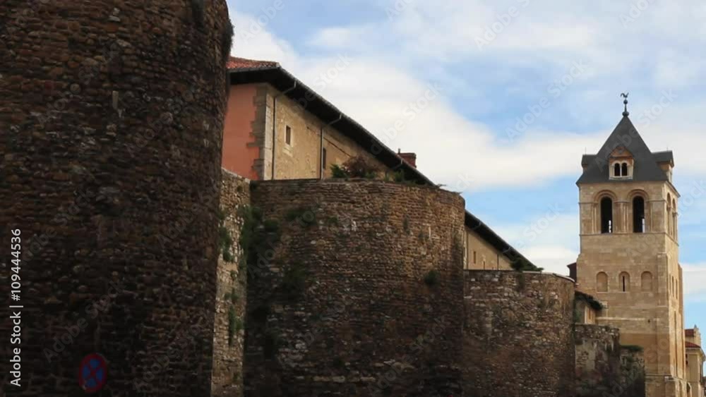 Murallas Romanas y Torre de San Isidoro in Leon
Murallas Romanas y Torre de San Isidoro in Leon