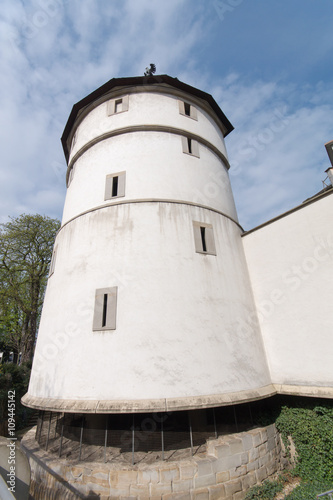 Wallpaper Mural Adlerturm am Ostwall in Dortmund, Nordrhein-Westfalen Torontodigital.ca