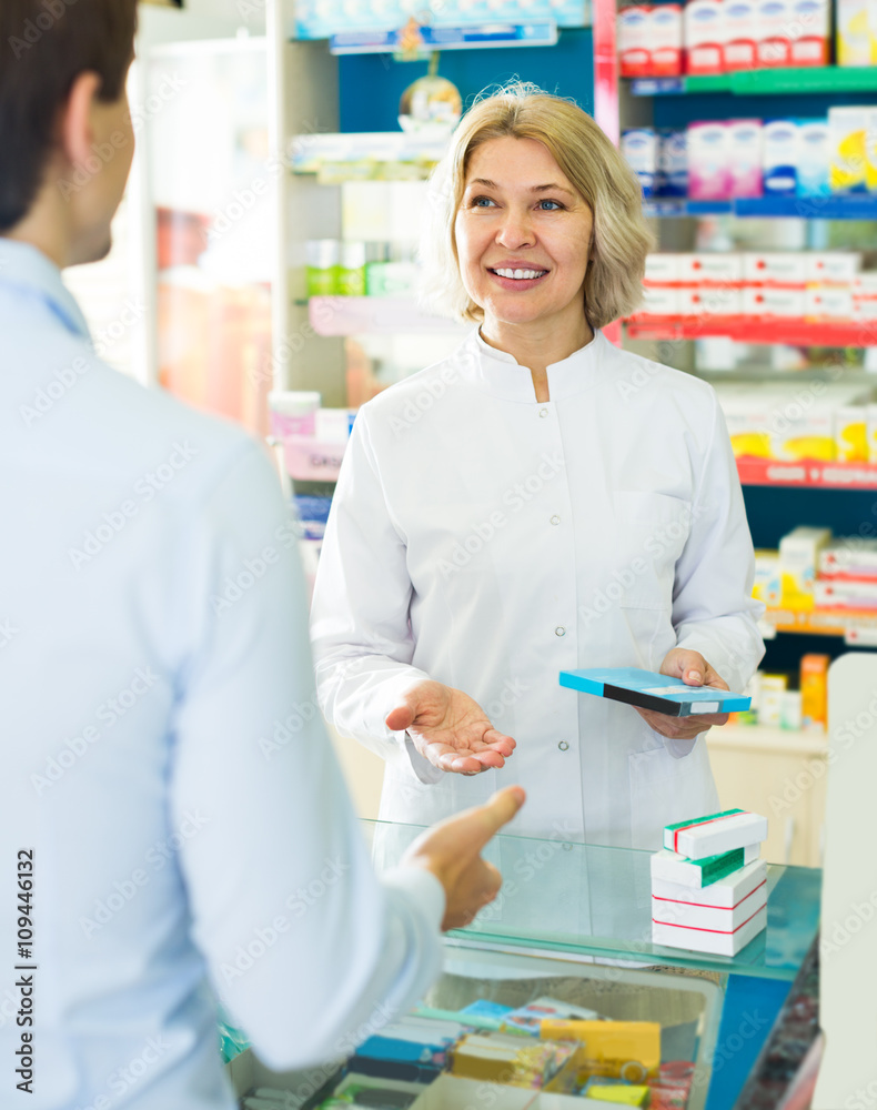 pharmaceutist  helping customer