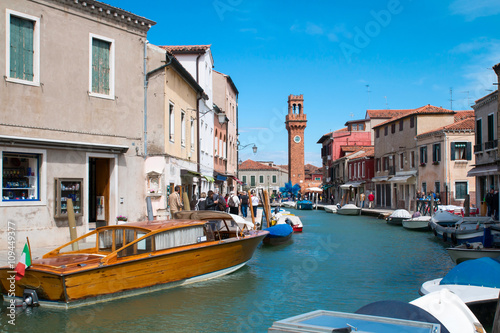 Sur les canaux de Murano, Venise