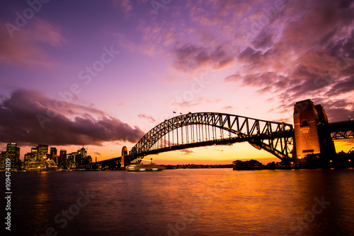 Fototapeta Naklejka Na Ścianę i Meble -  オーストラリア　シドニーのハーバーブリッジ