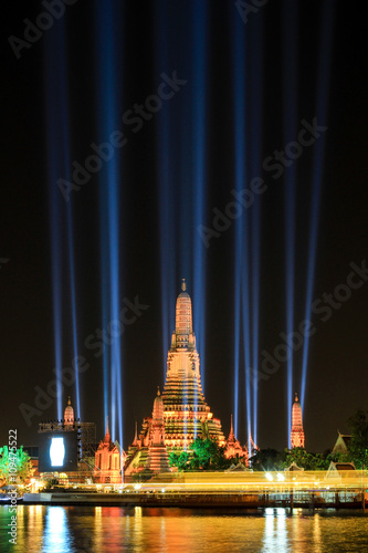 Wat Arun Ratchawararam Ratchawaramahawihan(Temple of Dawn) Buddhist temple in Bangkok Yai district of Bangkok, Thailand, on the west bank of Chao Phraya River.