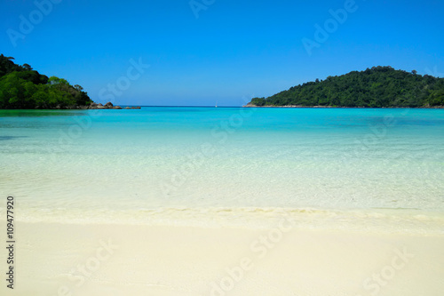 Tranquil beach, Surin Island in Thailand © peangdao