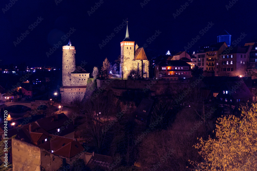 Burg bei Nacht 