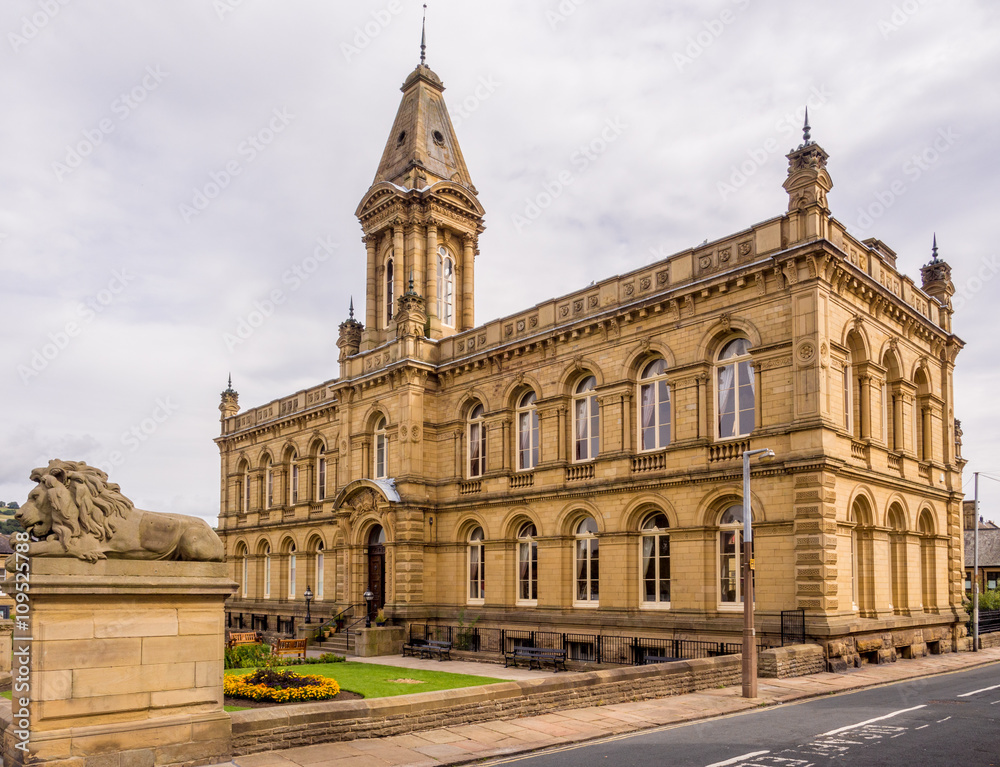 Saltaire, West Yorkshire, UK. 30th August 2016. Victoria Hall, Saltaire