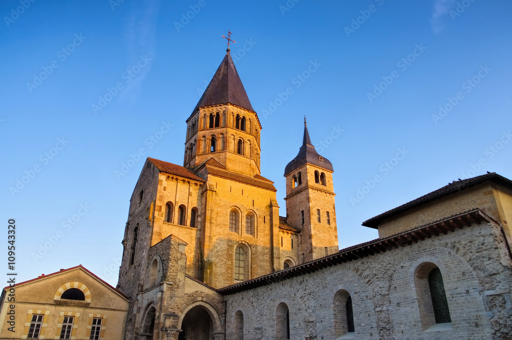 Obraz premium Cluny - Cluny church in France