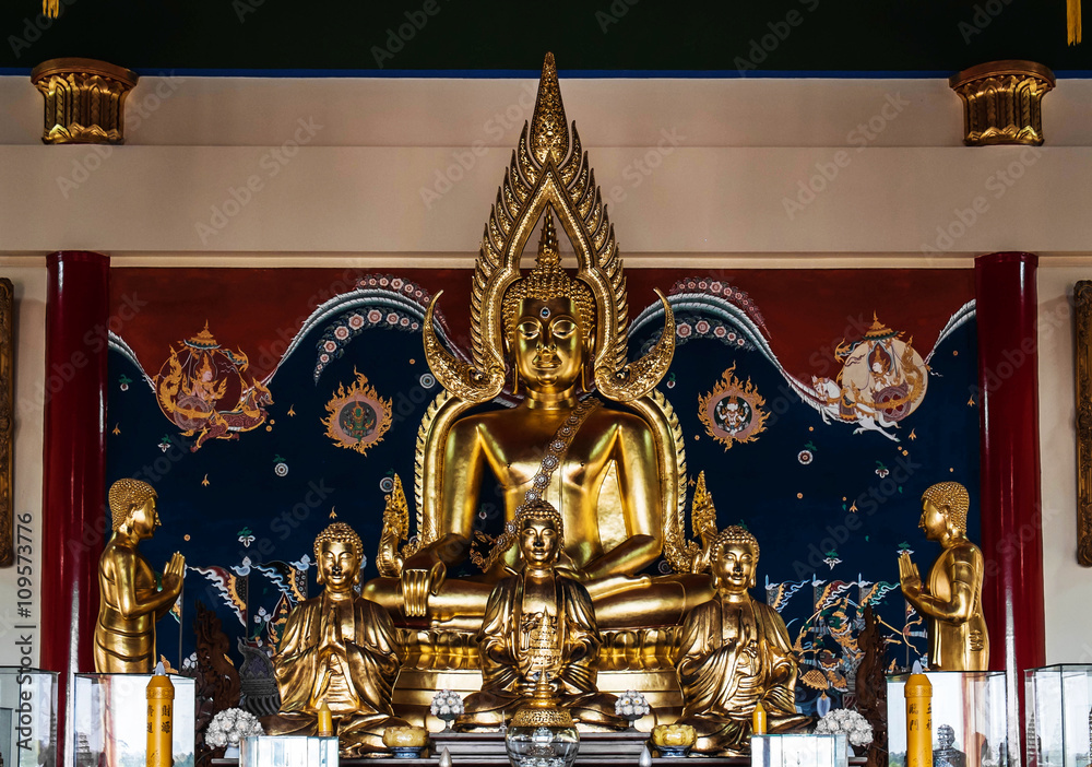 Fototapeta premium Buddha statues 