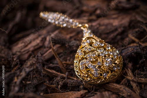 Jewelry pendant