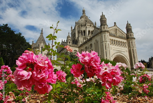 Basilique Sainte-Thérèse de Lisieux, Normandie