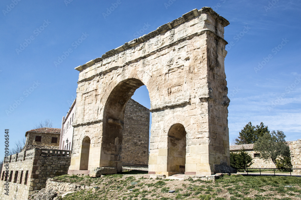 Roman arch Medinaceli