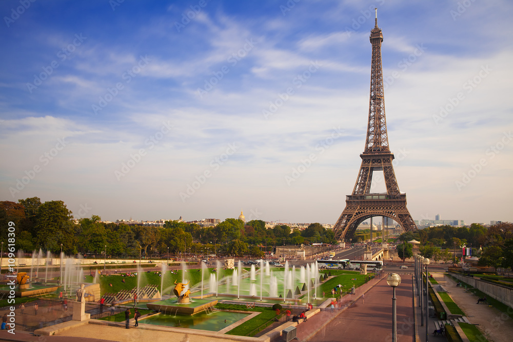 Eiffel Tower and fountains of Trocadero, Paris,  France