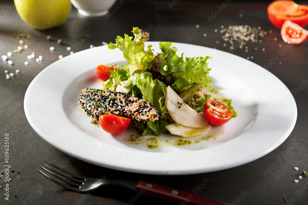 Sesame Seared Salmon Salad Sesame Seared Salmon Salad