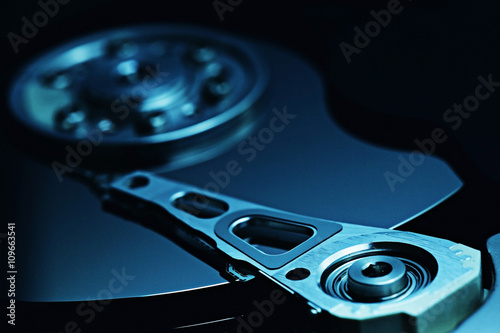 Computer hard drive data storage technology