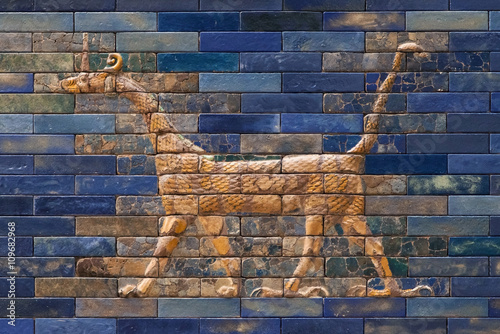 Obraz na płótnie Mosaic of a Dragon on the Ishtar Gate w salonie