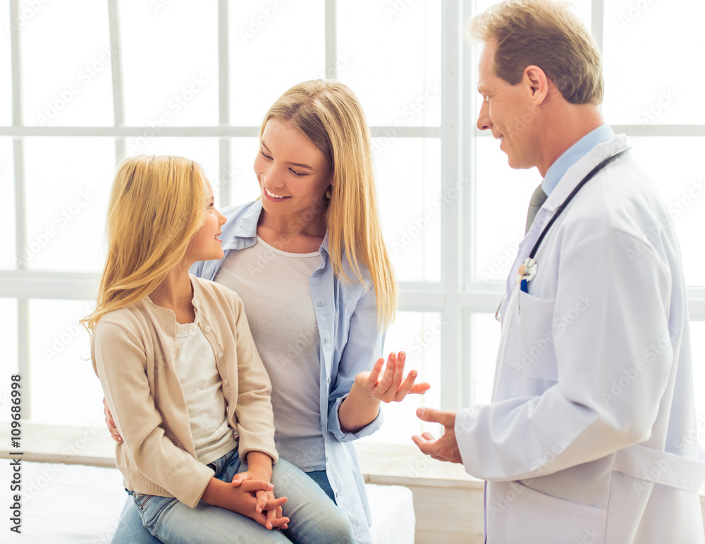 Fototapeta premium At the pediatrician