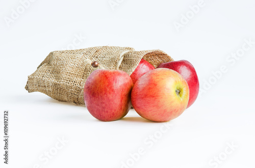 red apple