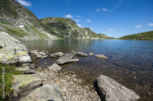 Fototapeta Naklejka Na Ścianę i Meble -  The Kidney Lake, The Seven Rila Lakes, Rila Mountain, Bulgaria