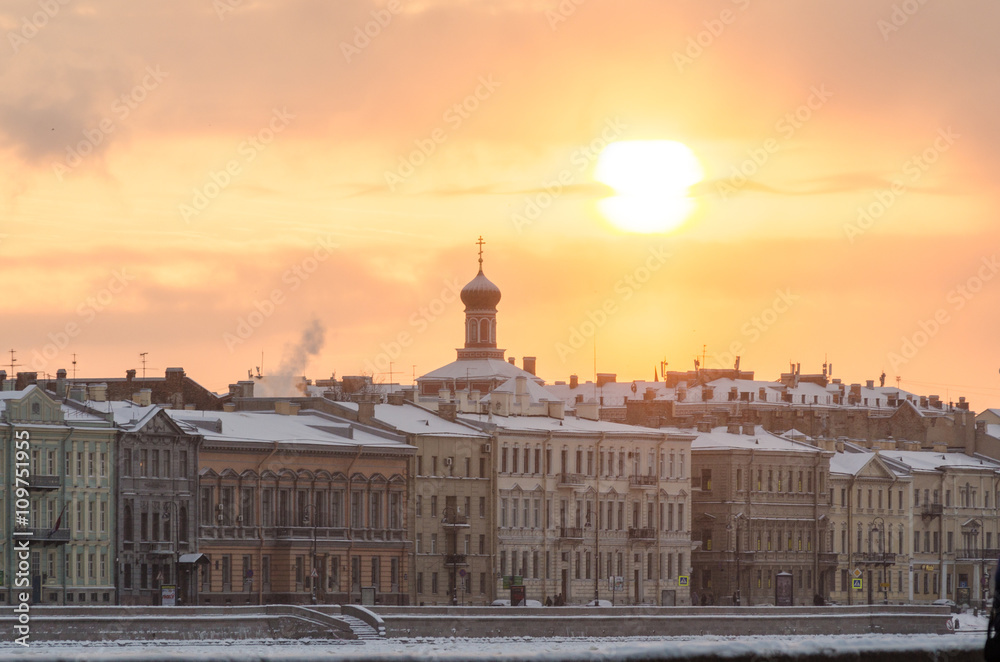 Fototapeta premium beautiful sunset in the city Saint-Petersburg