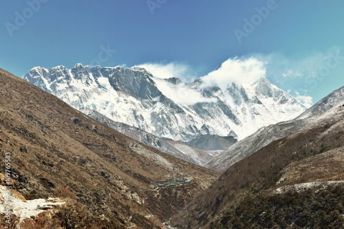 Everest mountain range panorama. Everest, Lhotse and Nuptse shar.