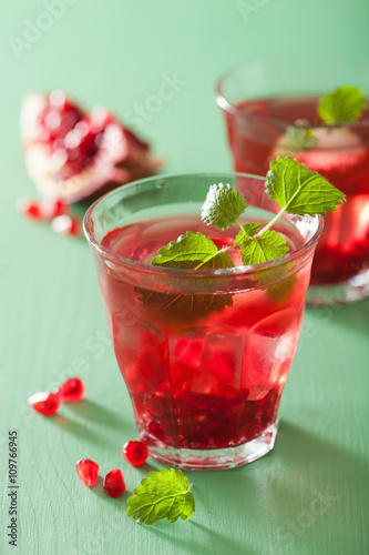 Wallpaper Mural summer pomegranate drink with melissa Torontodigital.ca