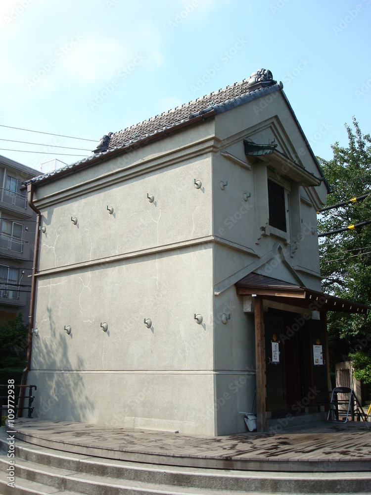 豊島区の「門と蔵のある広場」にある旧丹羽家住宅蔵