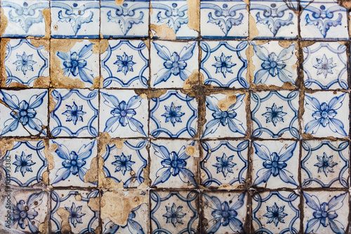 Texture of traditional Portuguese tiles on the wall © stefanocapra