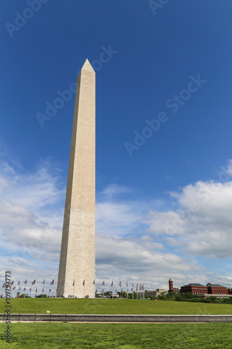 Washington monument with blue sky