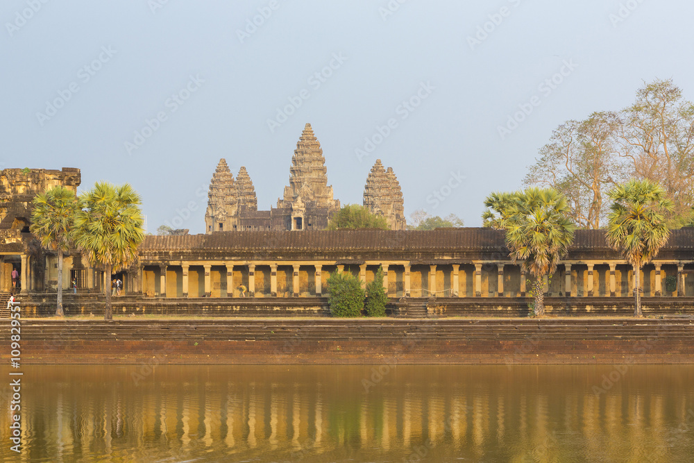 Fototapeta premium Angkor Wat temple with water reflection, Unesco site in Cambodia