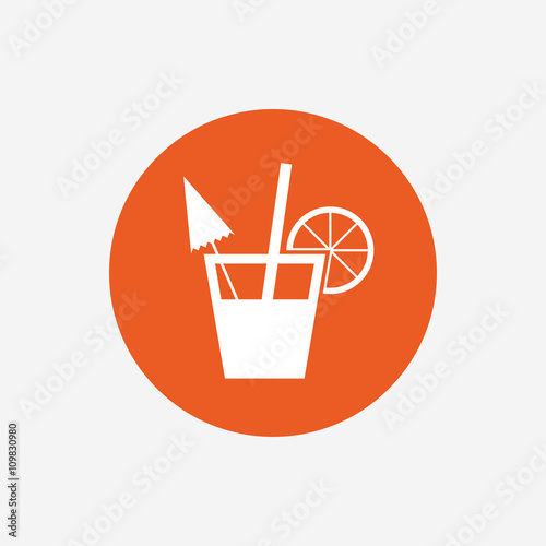 Cocktail sign. Alcoholic drink symbol.