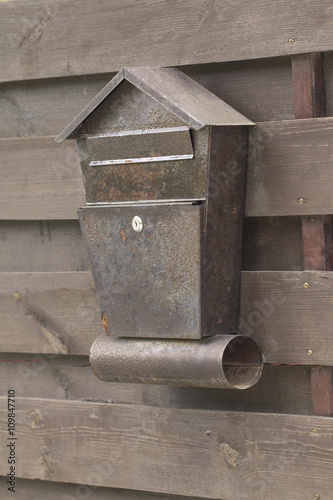 Wallpaper Mural Post box Torontodigital.ca